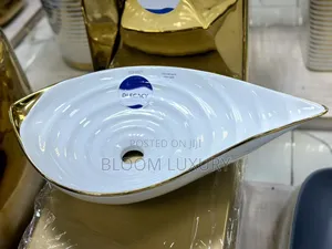 Modern Lucury Golden White Ceramic Tabletop Wash Basin