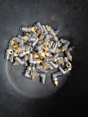 10mmx1⁄8 Stainless Steel Male Thread Elbow