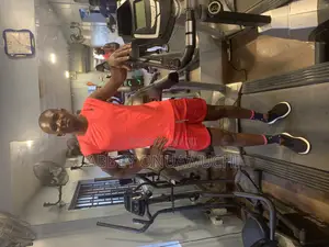 Certified Professional Experience Fitness Coach .