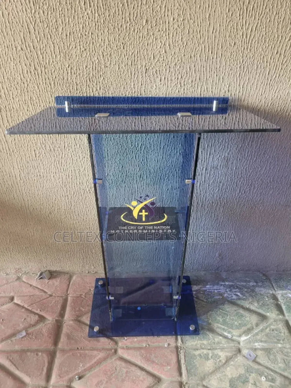 Transparent Pulpit for Churches