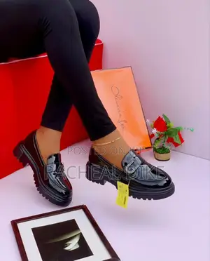 High Quality Ladies Shoe