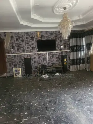 3bdrm Bungalow in Lade Owo Near Jiboye, Ibadan for sale