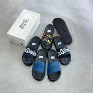 Alexander McQueens Slides