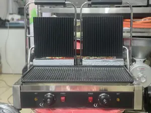 Commercial Double Contact Grill – 3.6kw All-Grooved | 220v