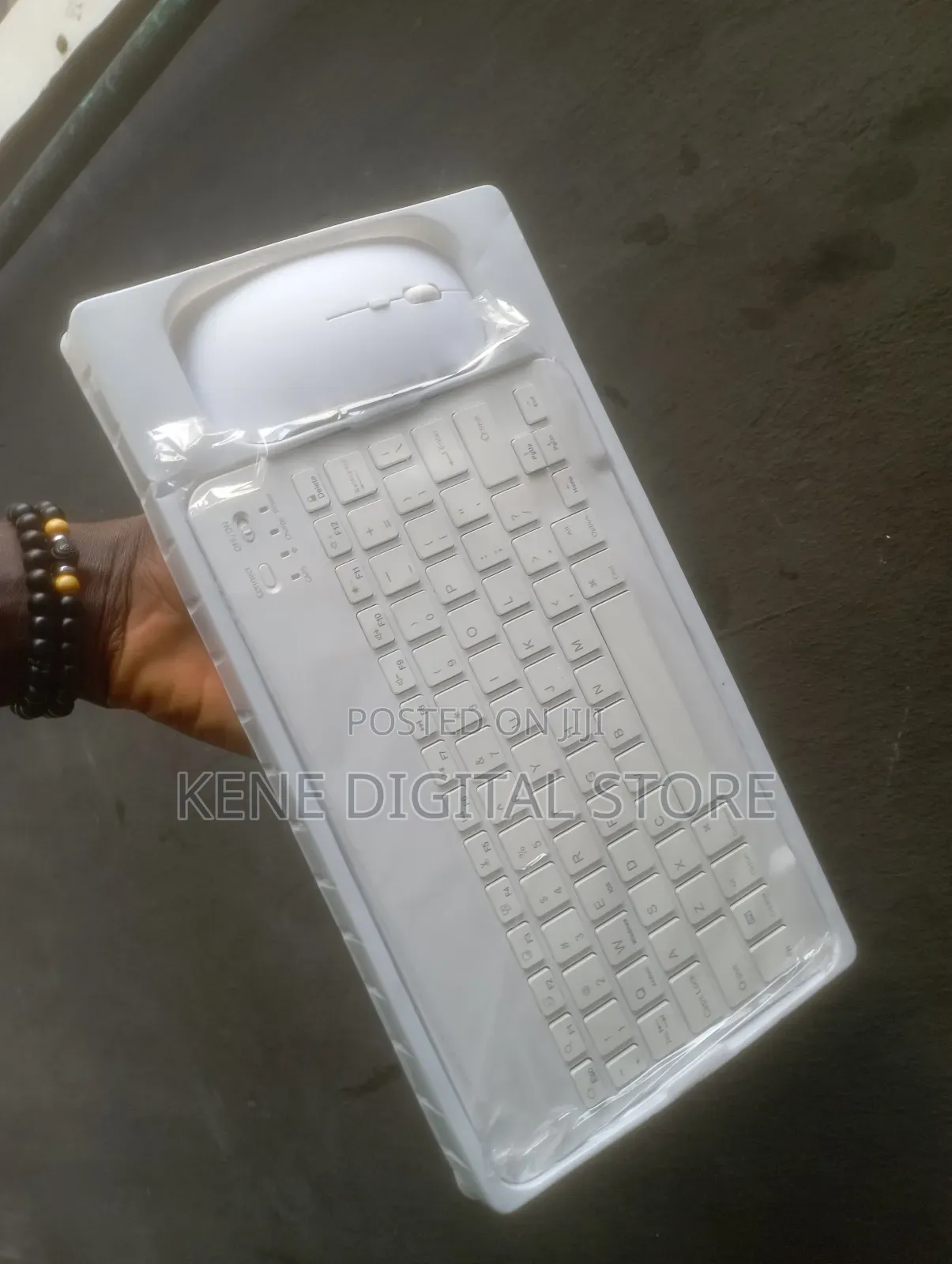 Rechargeable Wireless Keyboard and Mouse Kit
