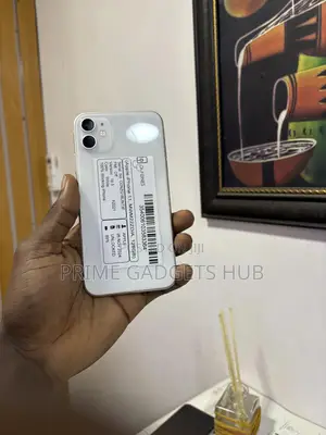 Apple iPhone 11 128 GB White