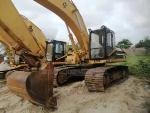 Photo - Just Arrived Tokunbo Cat 330bl Excavator.