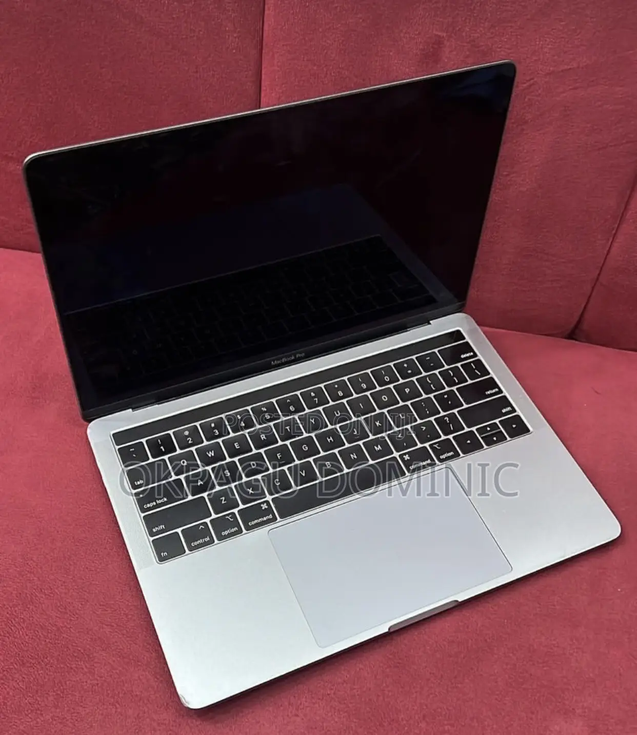 Laptop Apple MacBook Pro 2017 8GB Intel Core I7 SSD 512GB