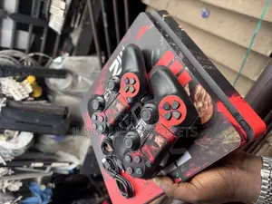 Customize Playstation 4 Slim