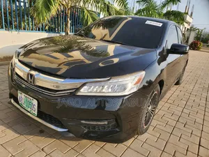 Photo - Honda Accord 2012 Black