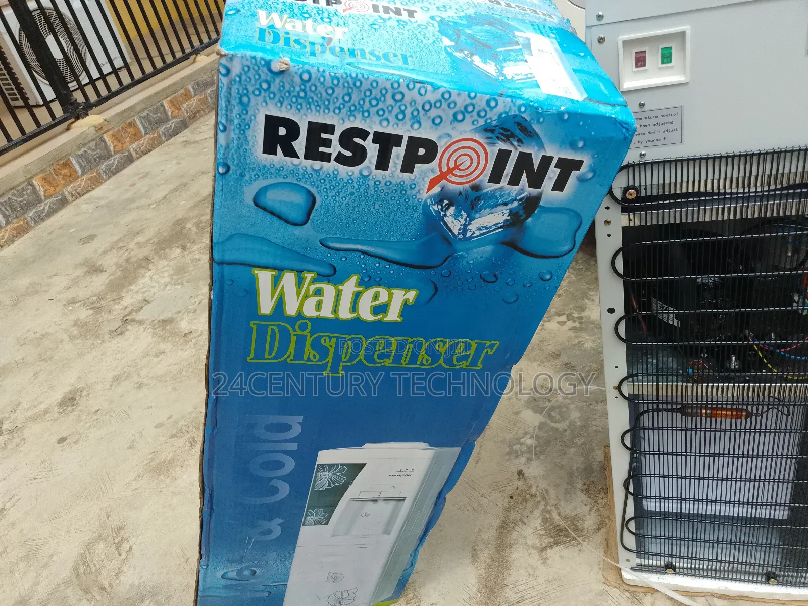 Restpoint Silver Rp-Ws40 Water Dispenser – Energy Efficient
