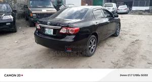 Toyota Corolla 2012 Black