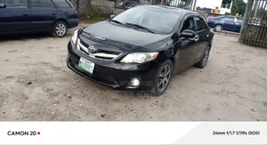 Toyota Corolla 2012 Black