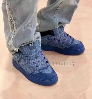 Photo - 💯 Quality Luxury Men's Sneakers Dior Well Branded Package