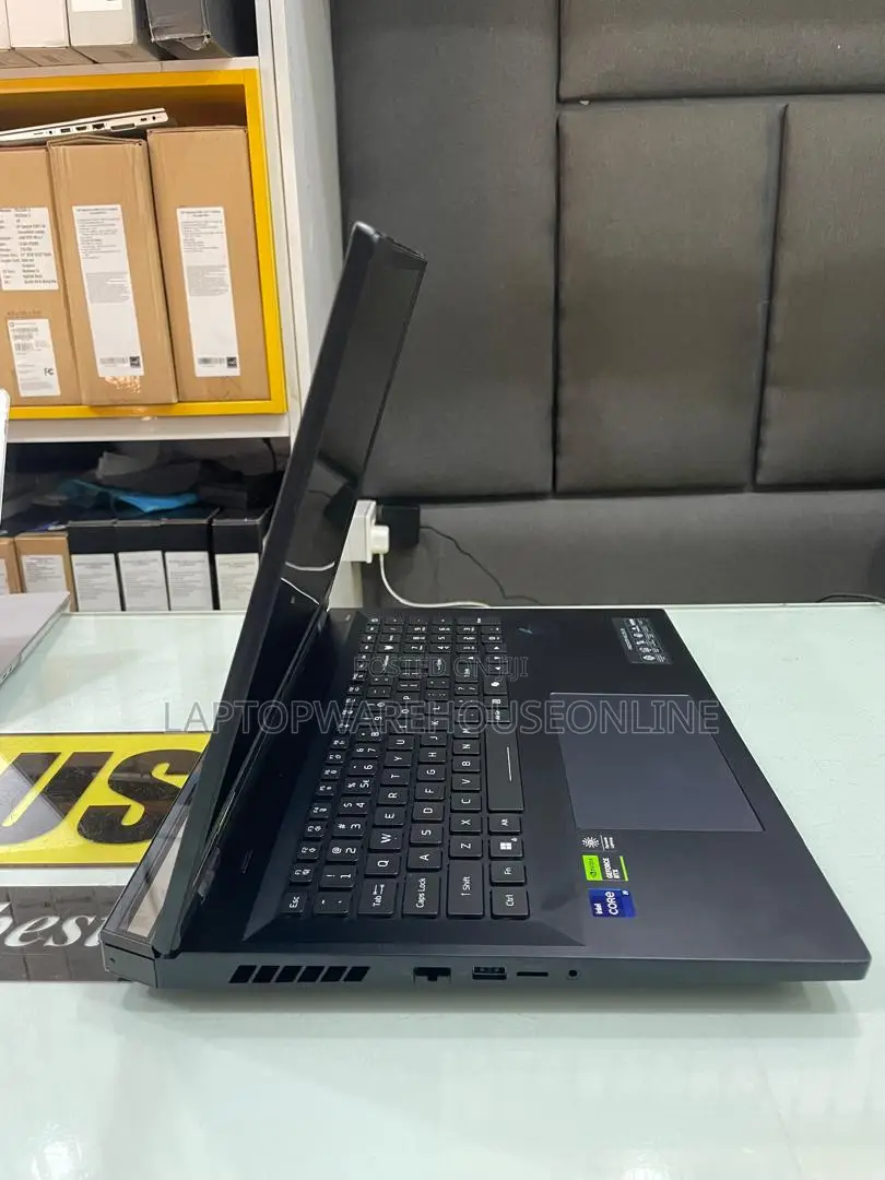 Laptop Acer Predator Helios 18 PH18-71 32GB Intel Core I9 SSD 1T