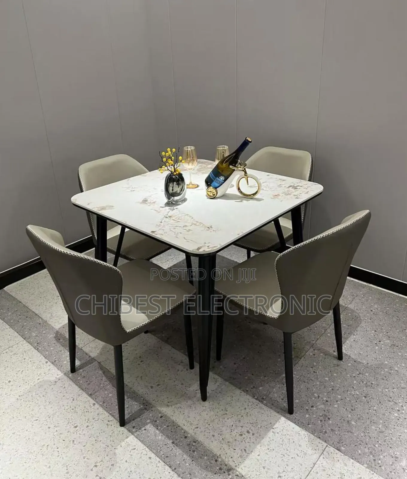 Dining Table for 4 People