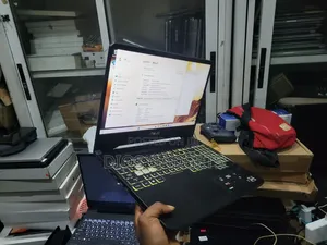 Laptop Asus TUF Dash F15 16GB AMD Ryzen 5 SSD 512GB