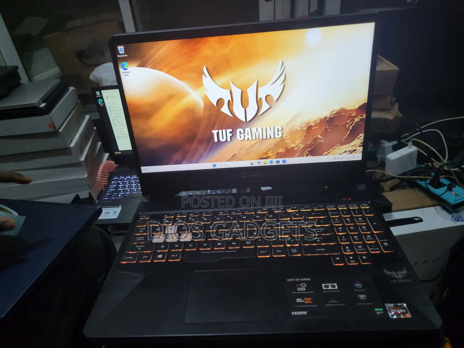 Laptop Asus TUF Dash F15 16GB AMD Ryzen 5 SSD 512GB