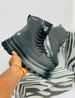 Latest Design Naked Wolfe Men's Boots