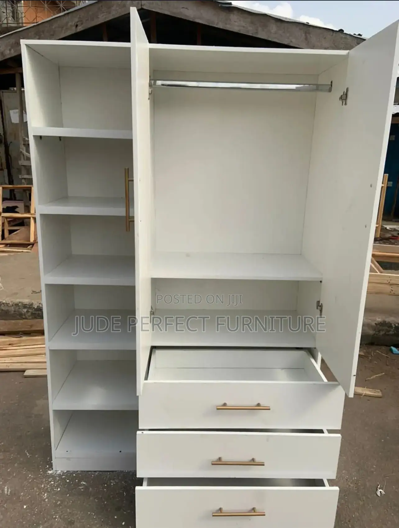 High Specious Family Size Wardrobe