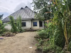 Photo - 3bdrm Bungalow in Iguwurita Port for sale