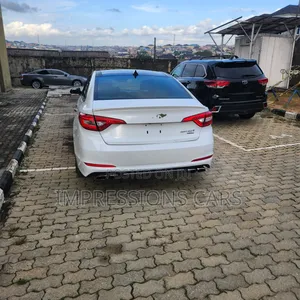 Hyundai Sonata Limited 2.0T 4dr Sedan (2.0L 4cyl Turbo 6A) 2015 White