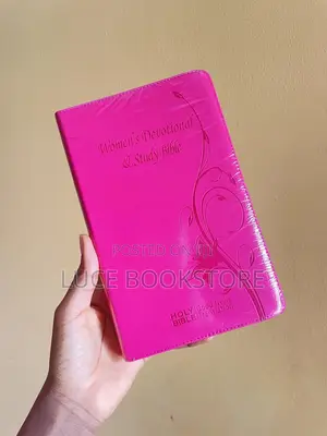 Women’S Devotional and Study Bible Good News Translation