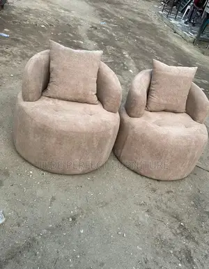 High Quality Specious 2 Single Sofas
