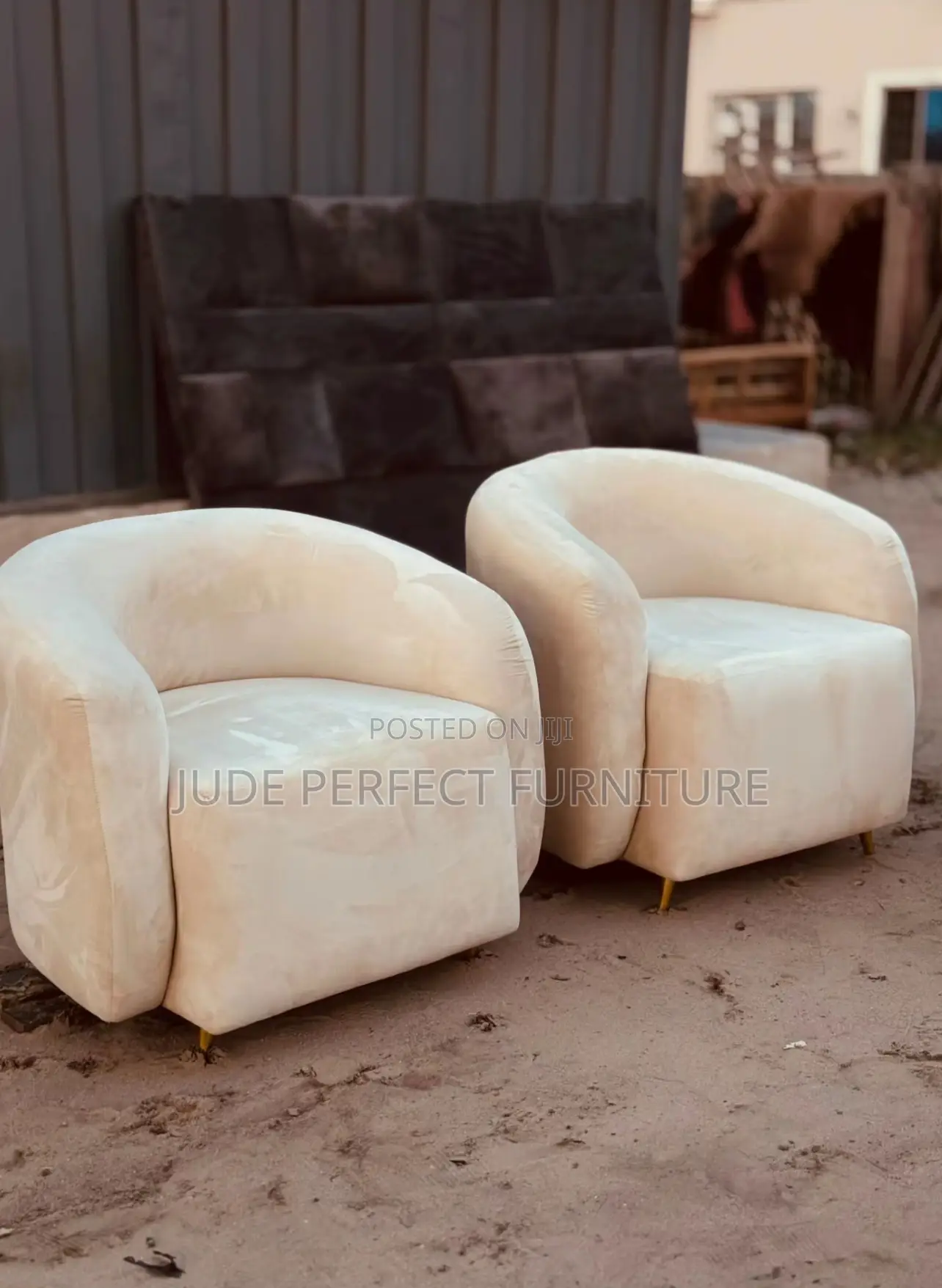 High Standard Quality 2 Single Seater Sofas