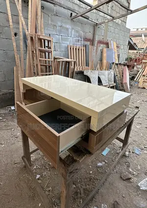 High Standard Specious Quality Center Table