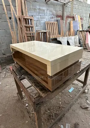 High Standard Specious Quality Center Table