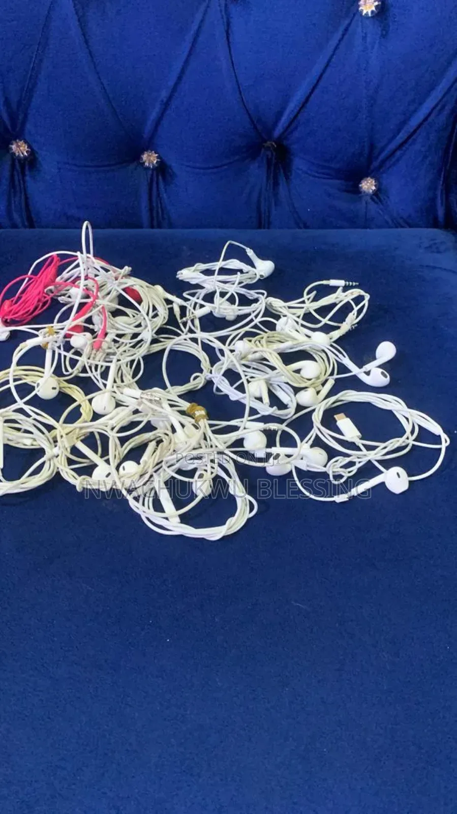 Original iPhone and Type C Earpiece With Lightning Connector