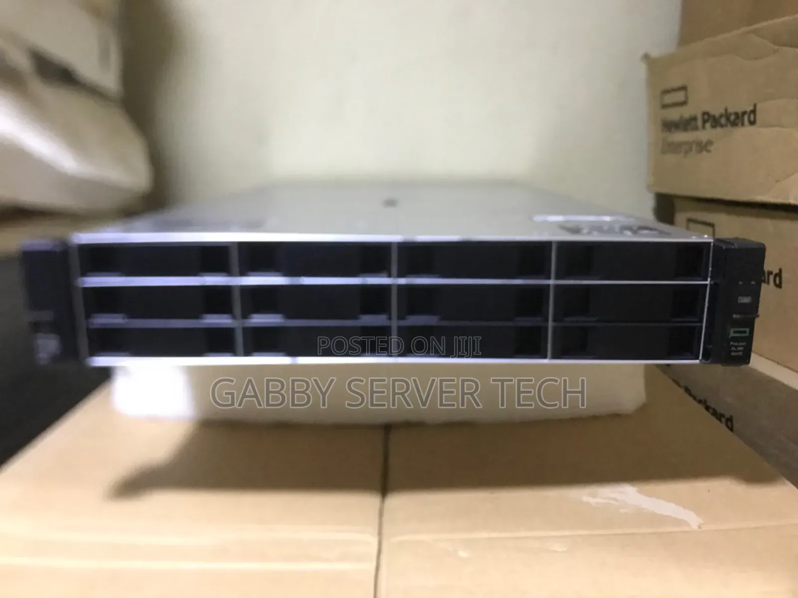 Server HP ProLiant DL380 Gen10 32GB Intel Xeon HDD 1T