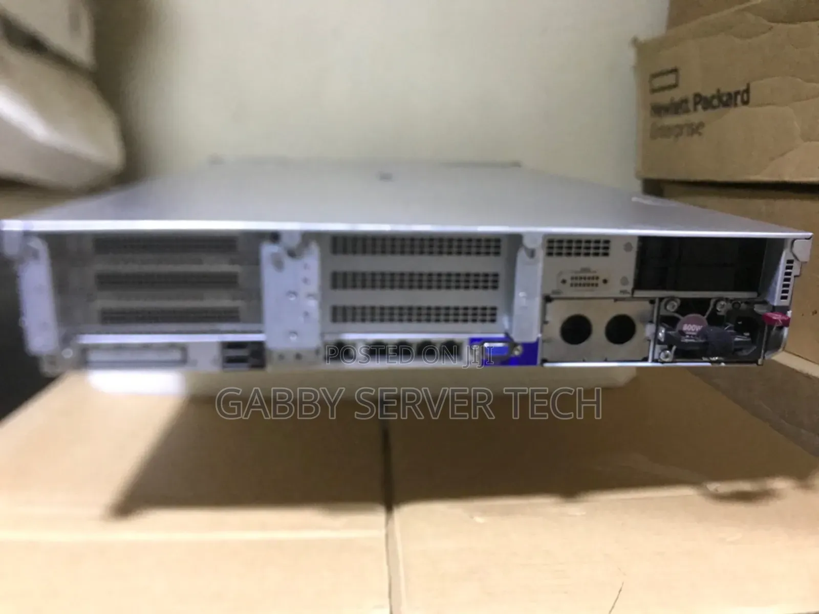 Server HP ProLiant DL380 Gen10 32GB Intel Xeon HDD 1T