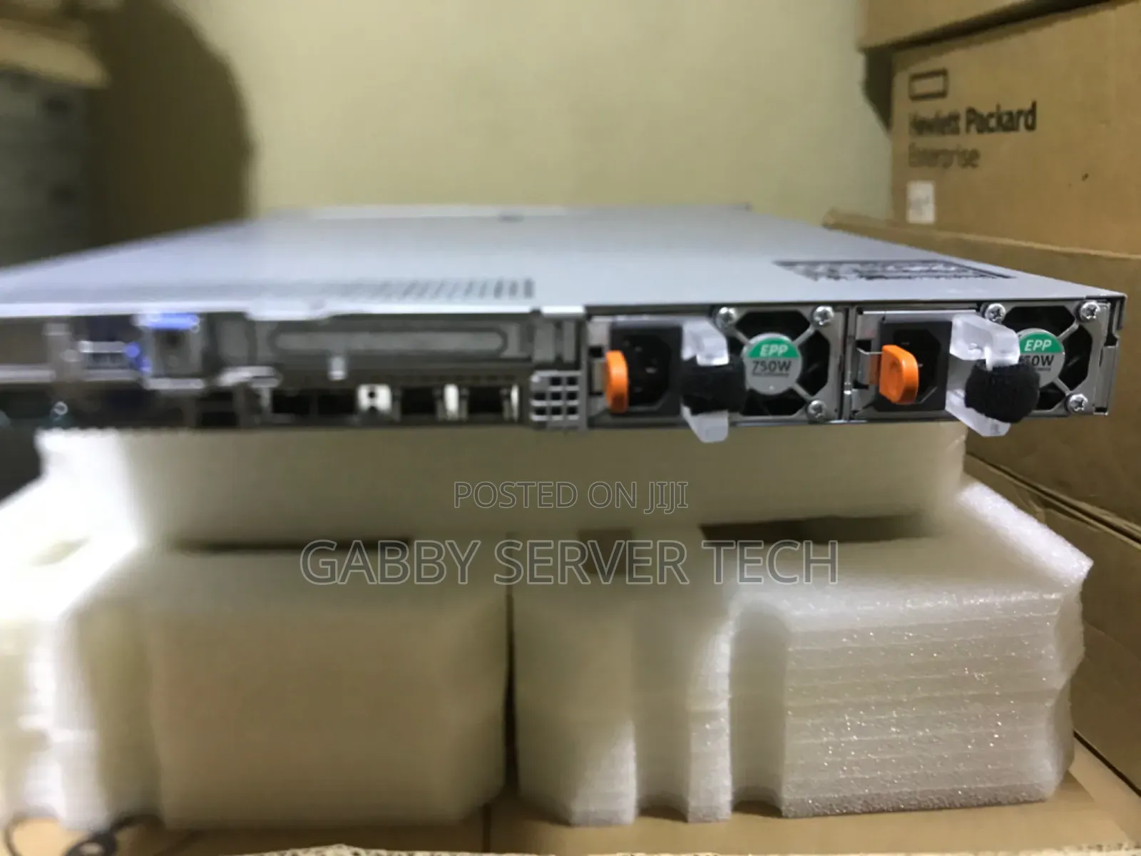 Server Dell PowerEdge R640 32GB Intel Xeon HDD 1T