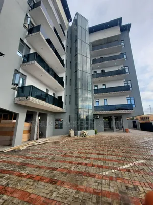 3bdrm Apartment in Off Admiralty, Lekki Phase 1 for rent