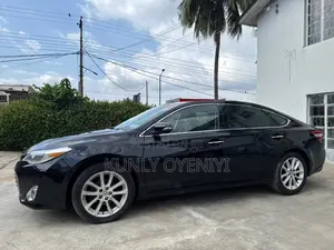 Toyota Avalon Limited 4dr Sedan (3.5L 6cyl 6A) 2014 Black