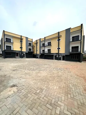 4bdrm Duplex in Guzape Abuja for rent