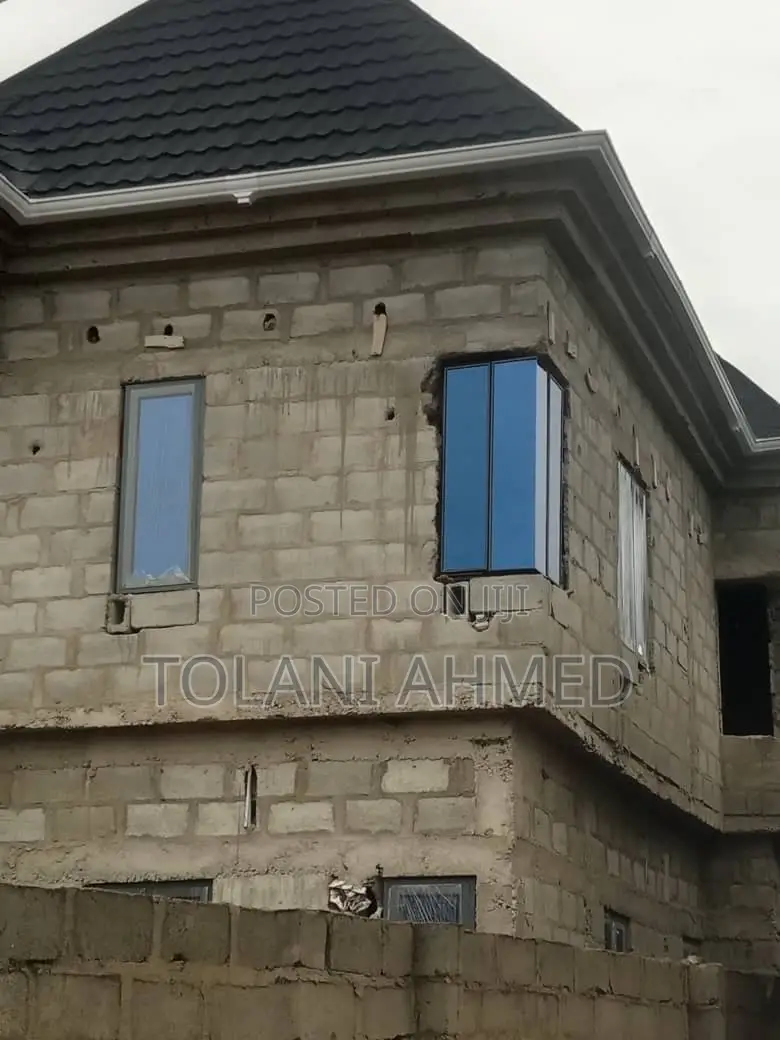 L Shape Grey Aluminum Casement Window