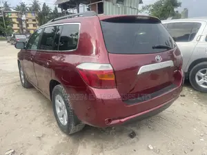 Toyota Highlander 2010 Red