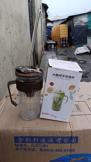 580ml Ice Pick Handle Straw Cup