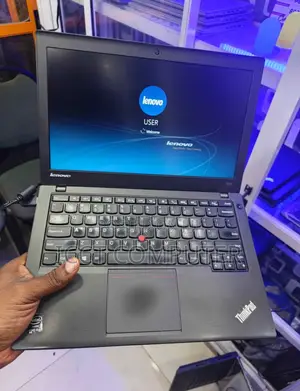 New Laptop Lenovo 8GB Intel Core I5 HDD+SSD 256GB