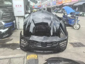 Lamborghini Urus Complete Front Cut