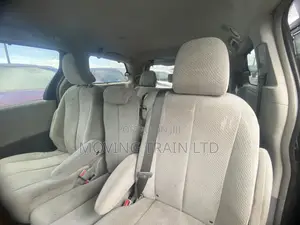 Toyota Sienna LE AWD 7-Passenger 2013 Black