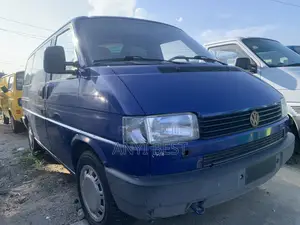 Volkswagen Transporter 2002 Blue