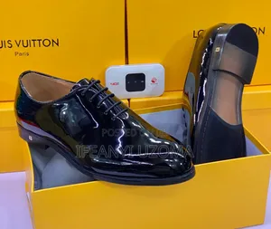 Black and Brown Louis Vuitton Leather Shoe