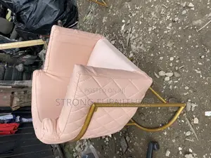 Studio/ Saloon Chair