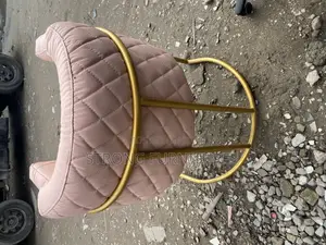 Studio/ Saloon Chair
