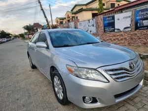Toyota Camry LE 4dr Sedan (2.5L 4cyl 6AM) 2010 Silver