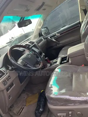Lexus GX 460 Base 2014 Gold